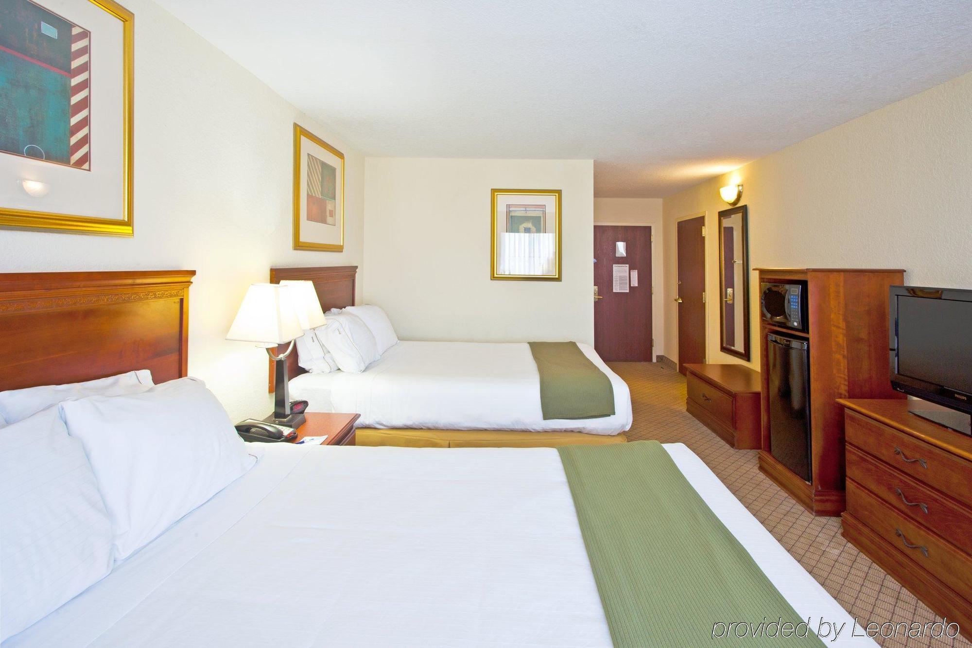 Hotel Express & Tampa-fairgrounds-casino By Ihg 2*