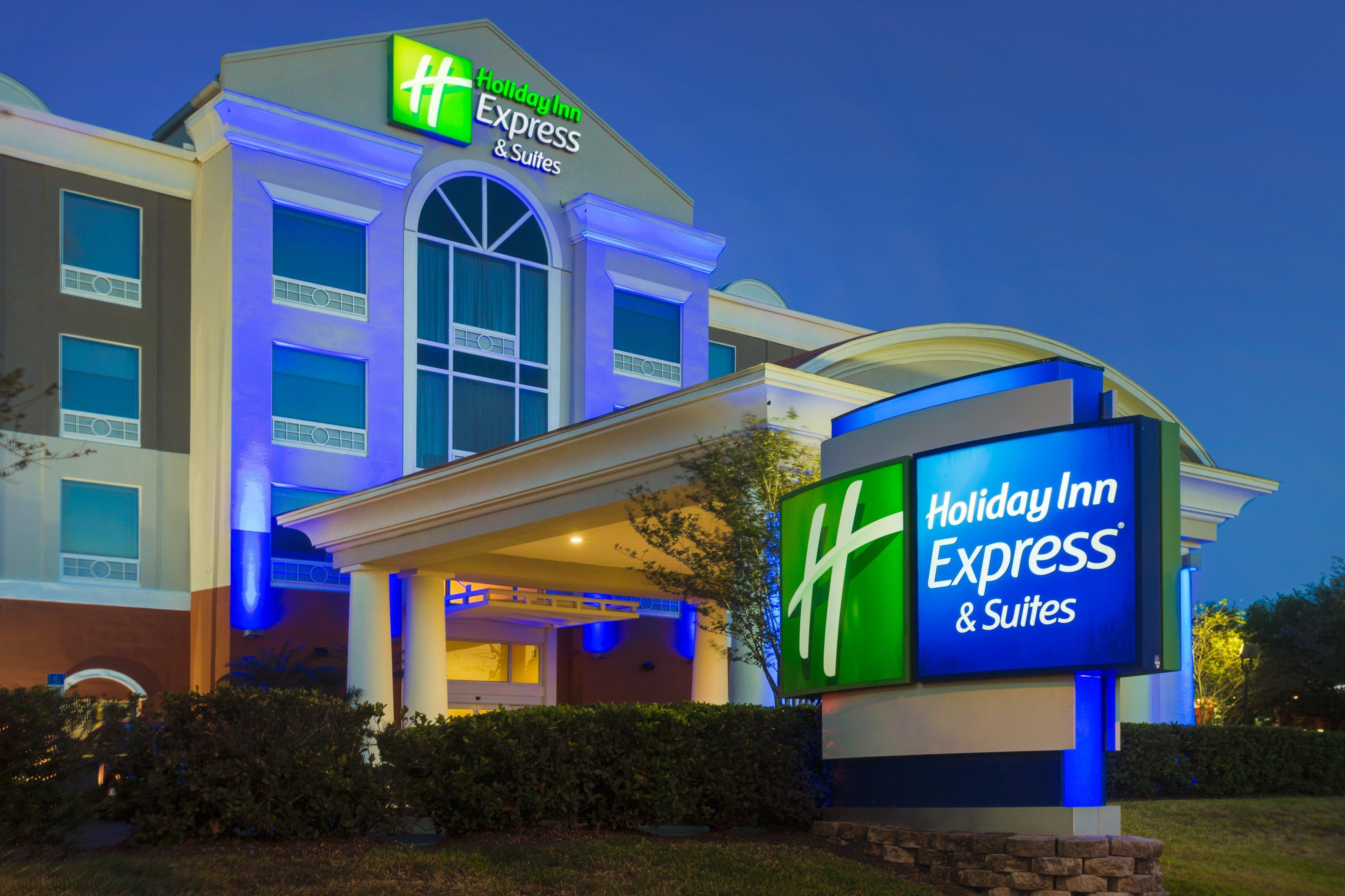 Express & Tampa-fairgrounds-casino By Ihg Hotel Mango