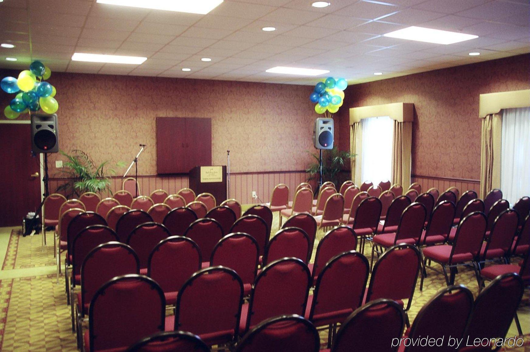 Express & Tampa-fairgrounds-casino By Ihg Mango